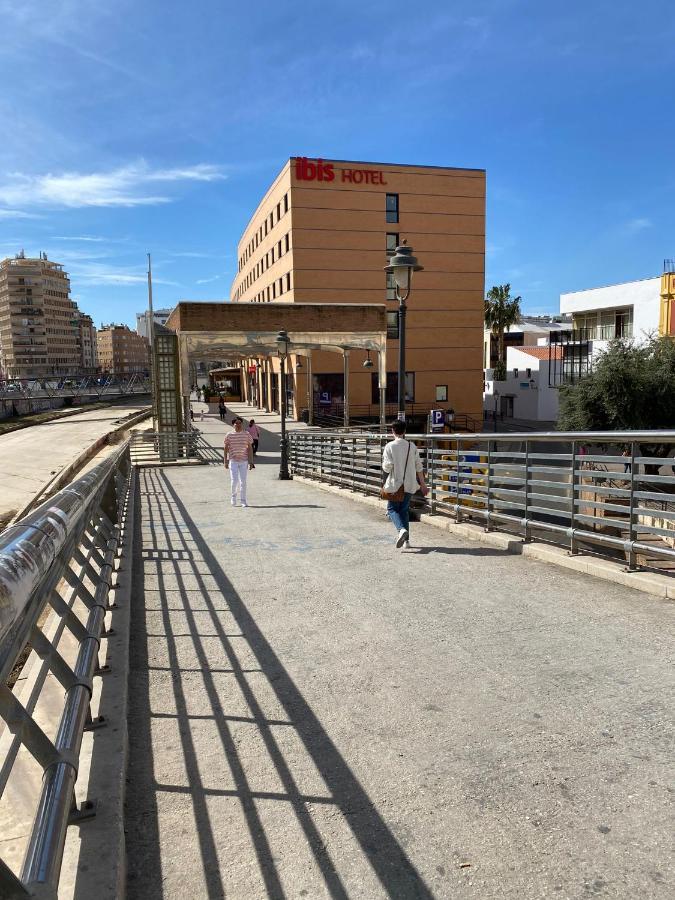 Aurora 7- Casa En El Centro Historico Apartman Málaga Kültér fotó